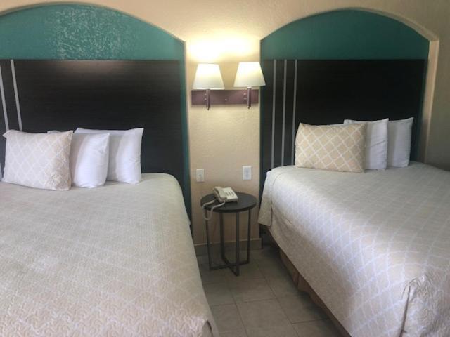 Pinn Road Inn And Suites Lackland Afb And Seaworld San Antonio Exterior foto