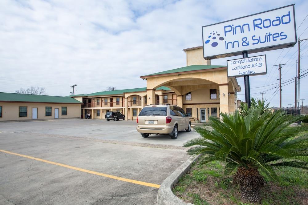 Pinn Road Inn And Suites Lackland Afb And Seaworld San Antonio Exterior foto